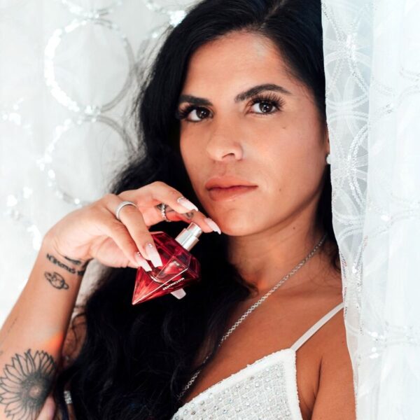 img_145978_bec00aaec1e7d36da0af53ff569c7fb0_1.jpg EYE OF LOVE - MATCHMAKER RED DIAMOND LGBTQ PERFUME FEROMONAS PARA ELLA 30 ML