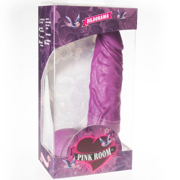 img_85749_591bc0df2a5ce7e23ffd19586571e203_1.jpg PINK ROOM - CHEMS DILDO REALÍSTICO LILA 20 CM